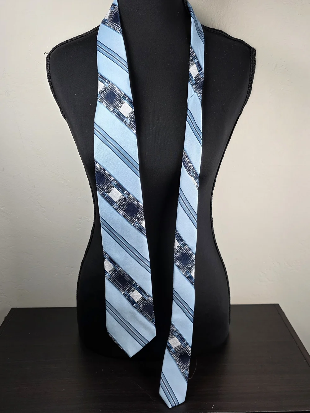 Vintage D’ZIO 70s 80s Blue Geometric Plaid Stripe Tie 3”